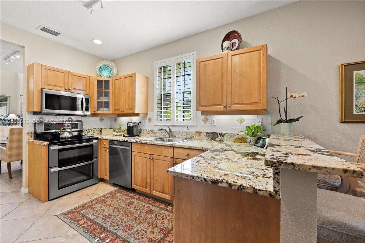 1241 Grant St, Hollywood, FL 33019 - For Sale photo 10