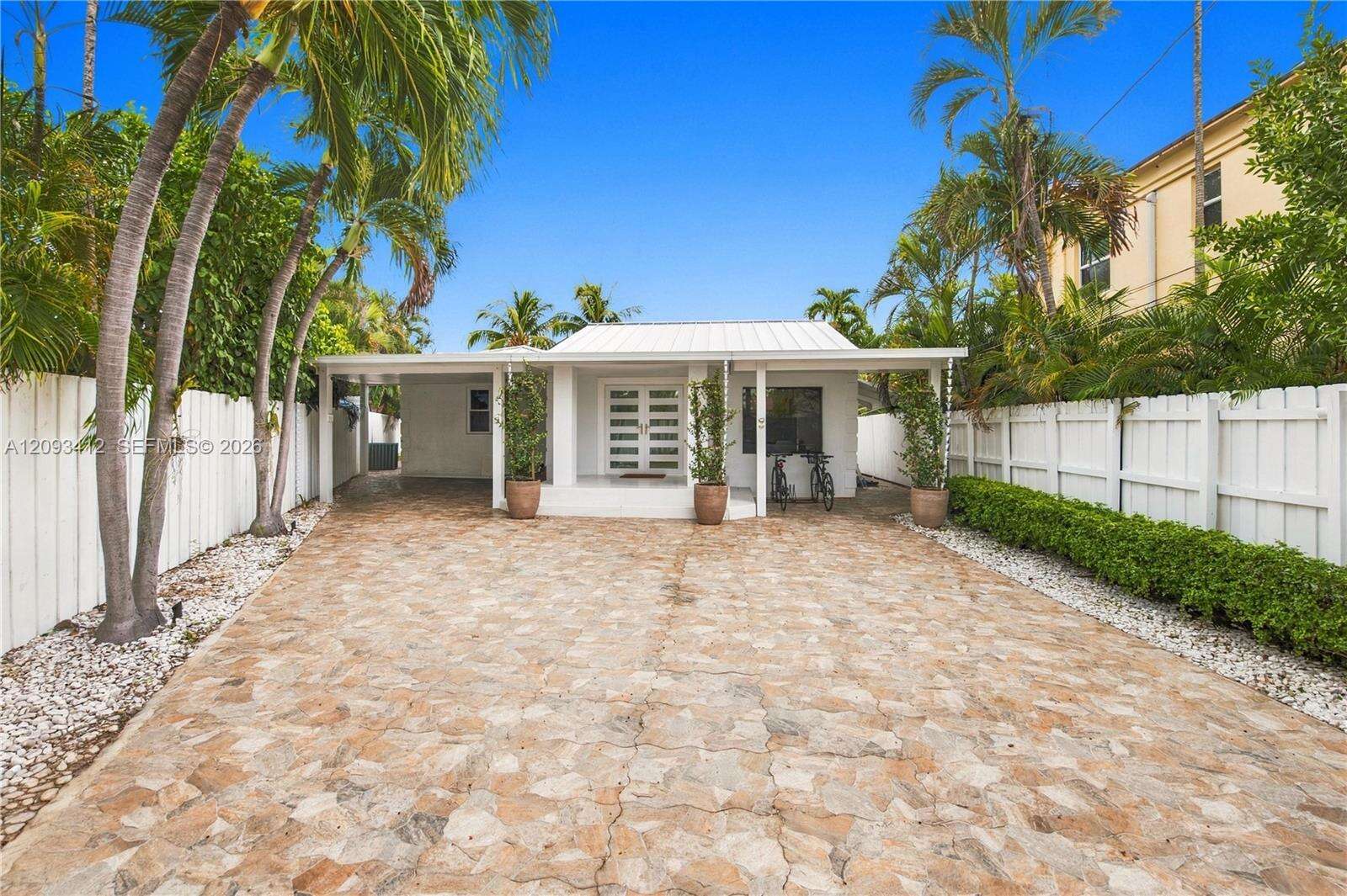 8533 Crespi Blvd, Miami Beach, FL 33141 - For Sale photo 3
