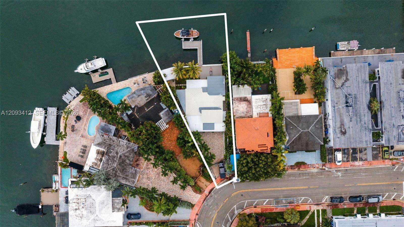 8533 Crespi Blvd, Miami Beach, FL 33141 - For Sale photo 26