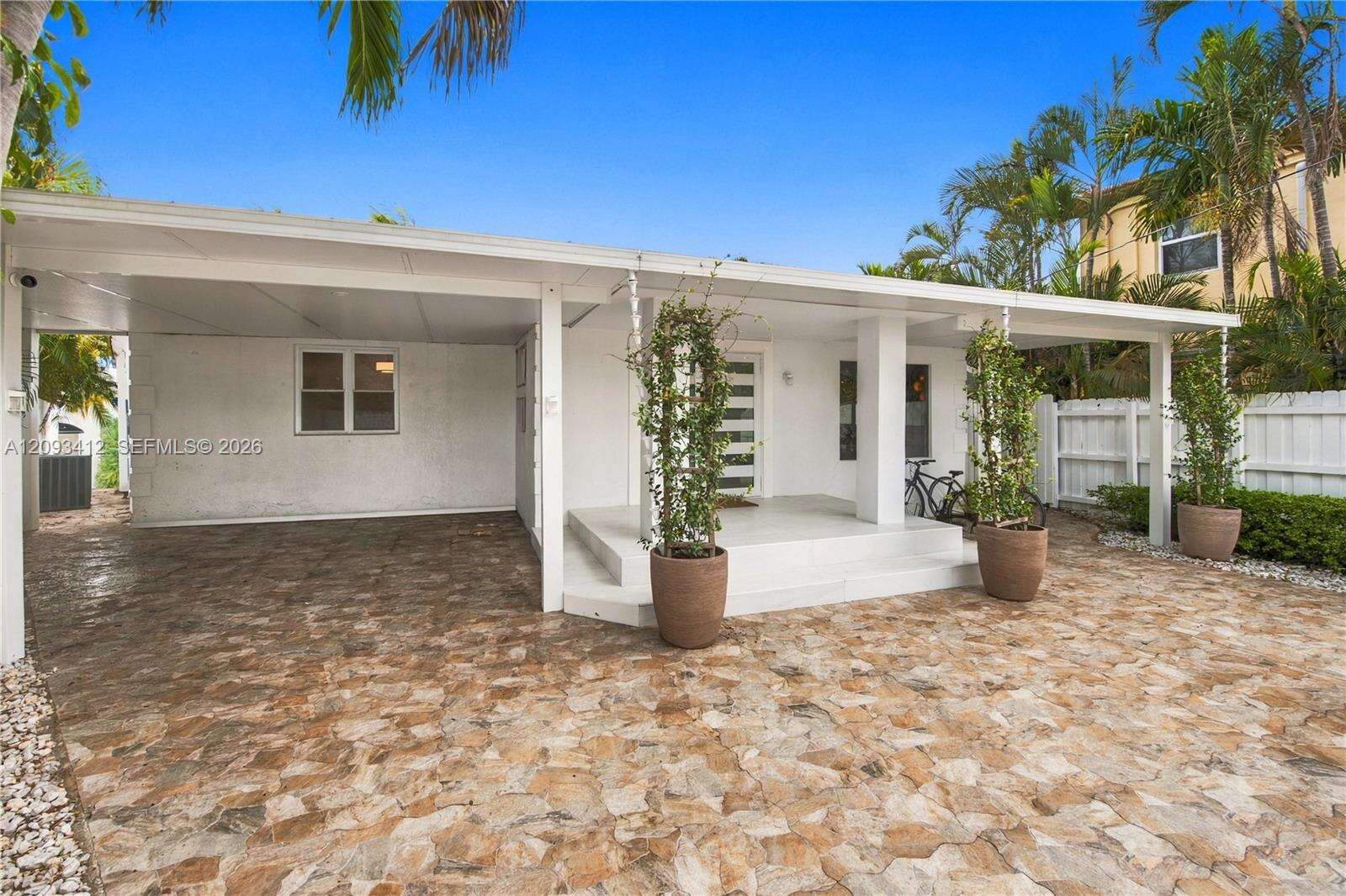 8533 Crespi Blvd, Miami Beach, FL 33141 - For Sale photo 4