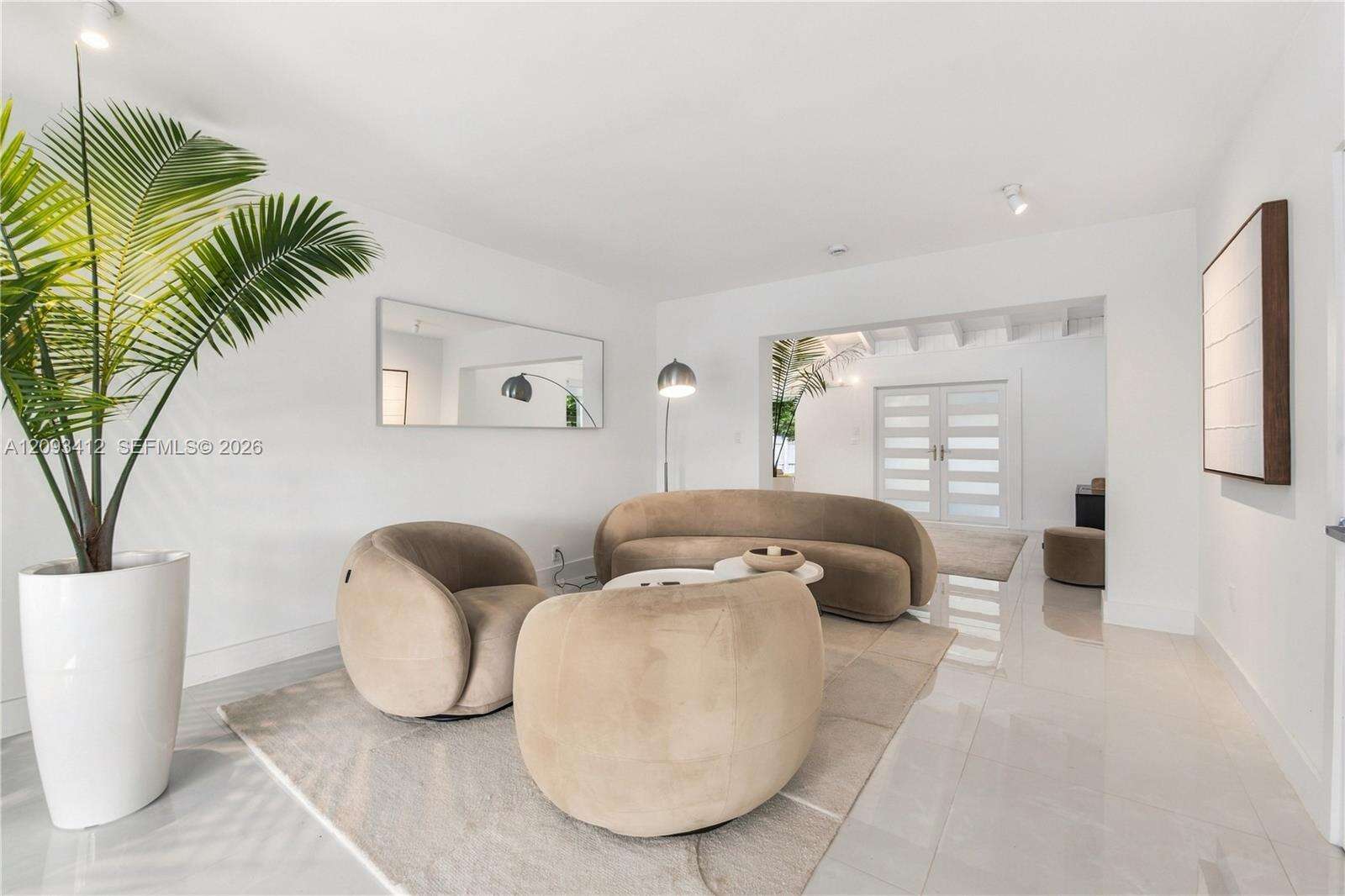 8533 Crespi Blvd, Miami Beach, FL 33141 - For Sale photo 6