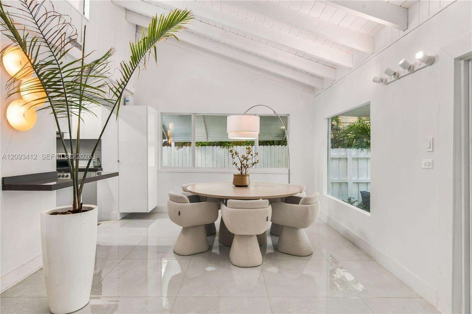 8533 Crespi Blvd, Miami Beach, FL 33141 - For Sale photo 10