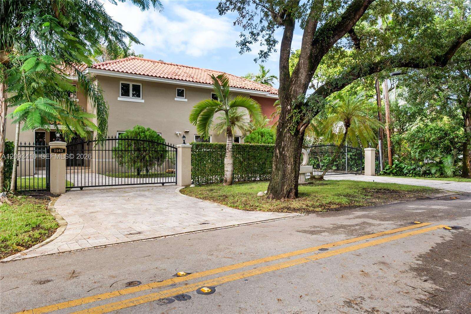 1543 Dorado Ave, Coral Gables, FL 33146 - For Sale photo 3