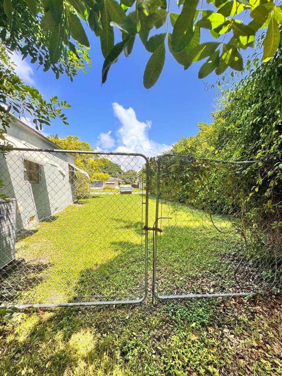 2500 Jackson, Hollywood, FL 33020 - For Sale photo 35