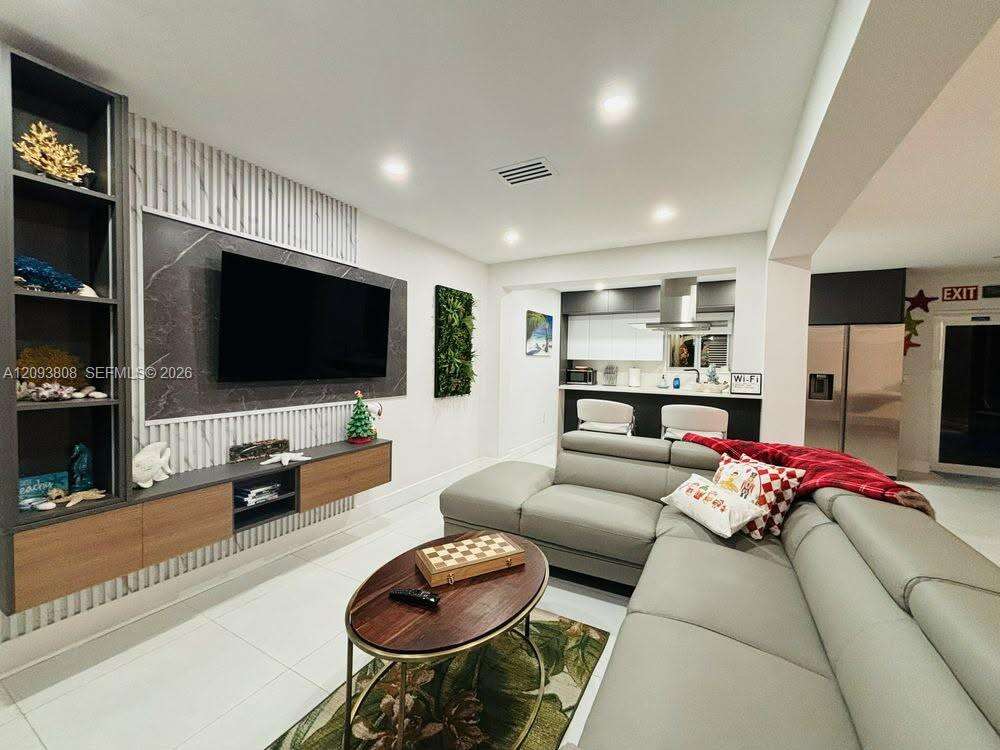 7181 Sheridan St, Hollywood, FL 33024 - For Sale photo 15