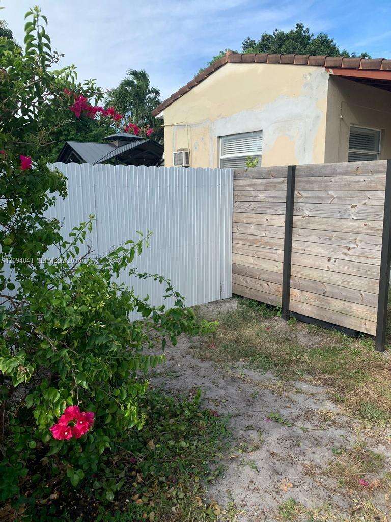 2471 Dewey St, Hollywood, FL 33020 - For Sale photo 18