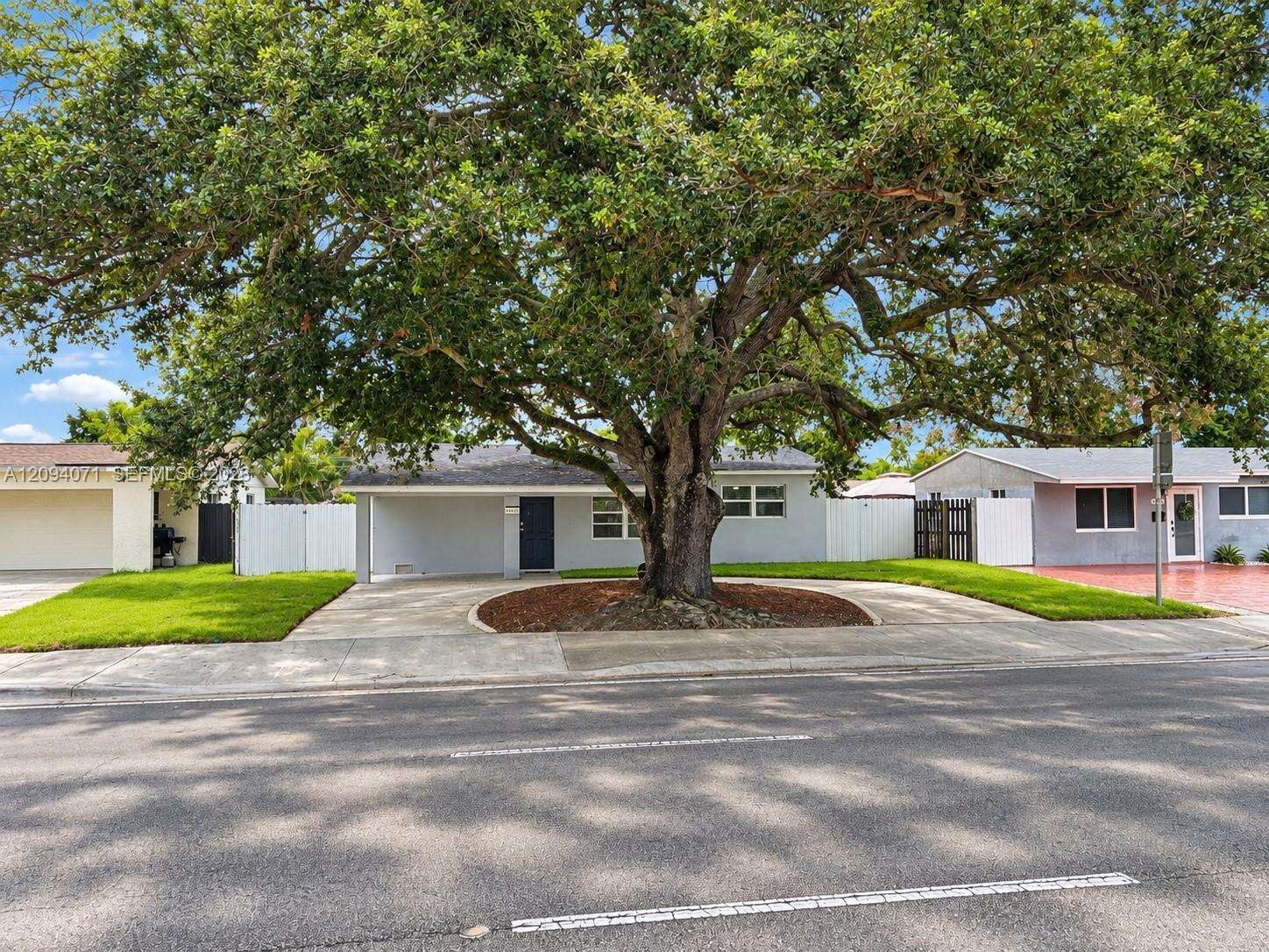 6831 Sheridan St, Hollywood, FL 33024 - For Sale photo 13