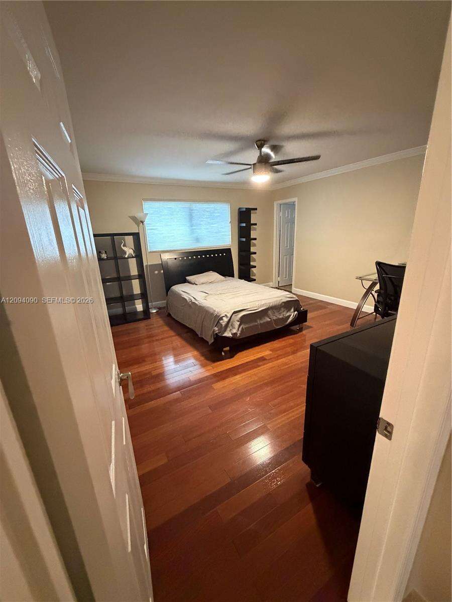 2215 204th St, Miami, FL 33180 - For Sale photo 59