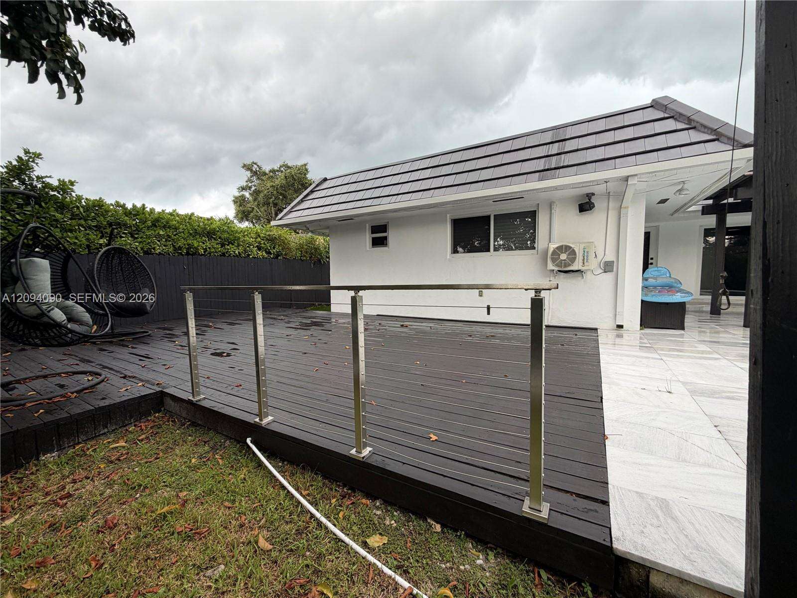 2215 204th St, Miami, FL 33180 - For Sale photo 8