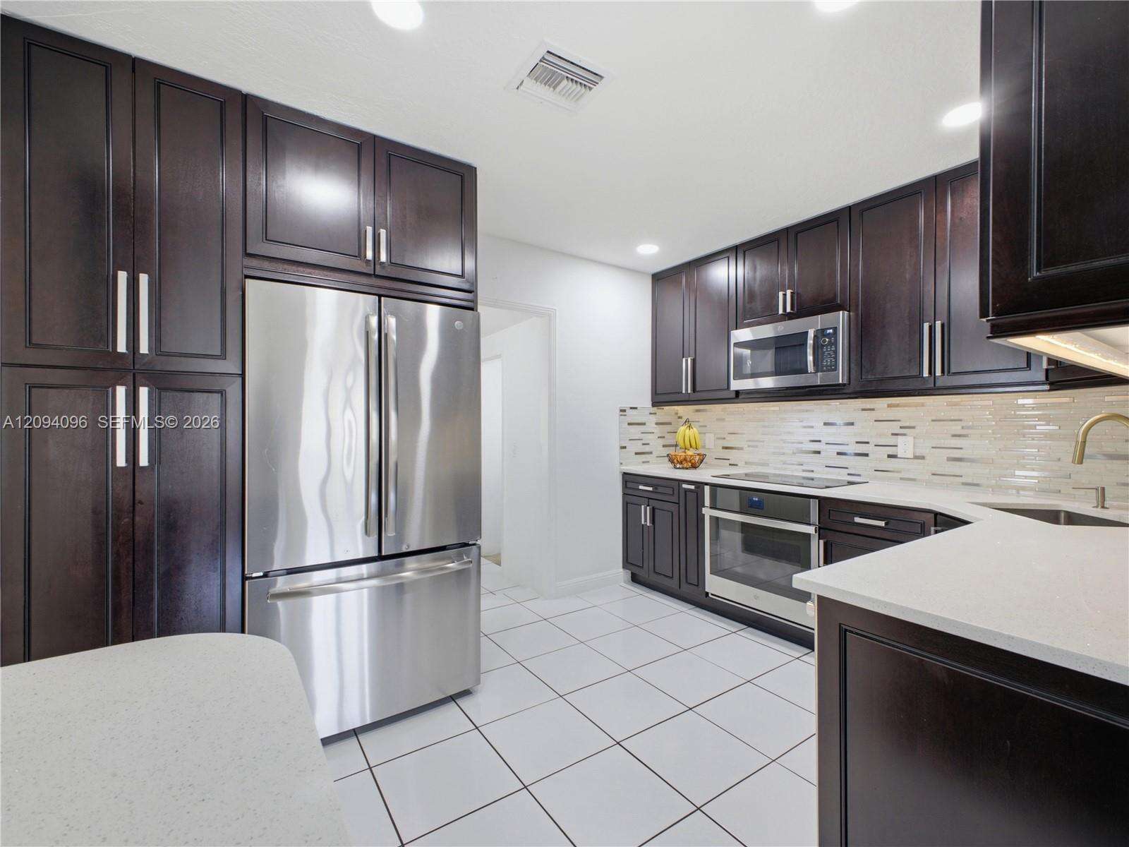Hollywood, FL 33020 - For Sale photo 14