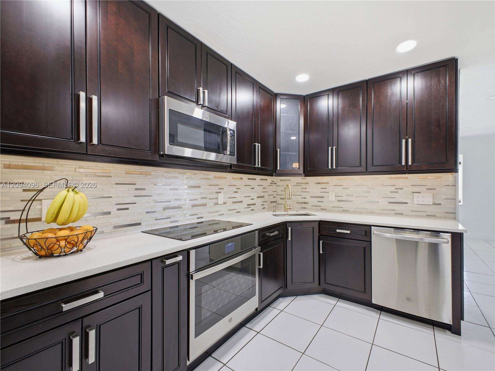 Hollywood, FL 33020 - For Sale photo 15