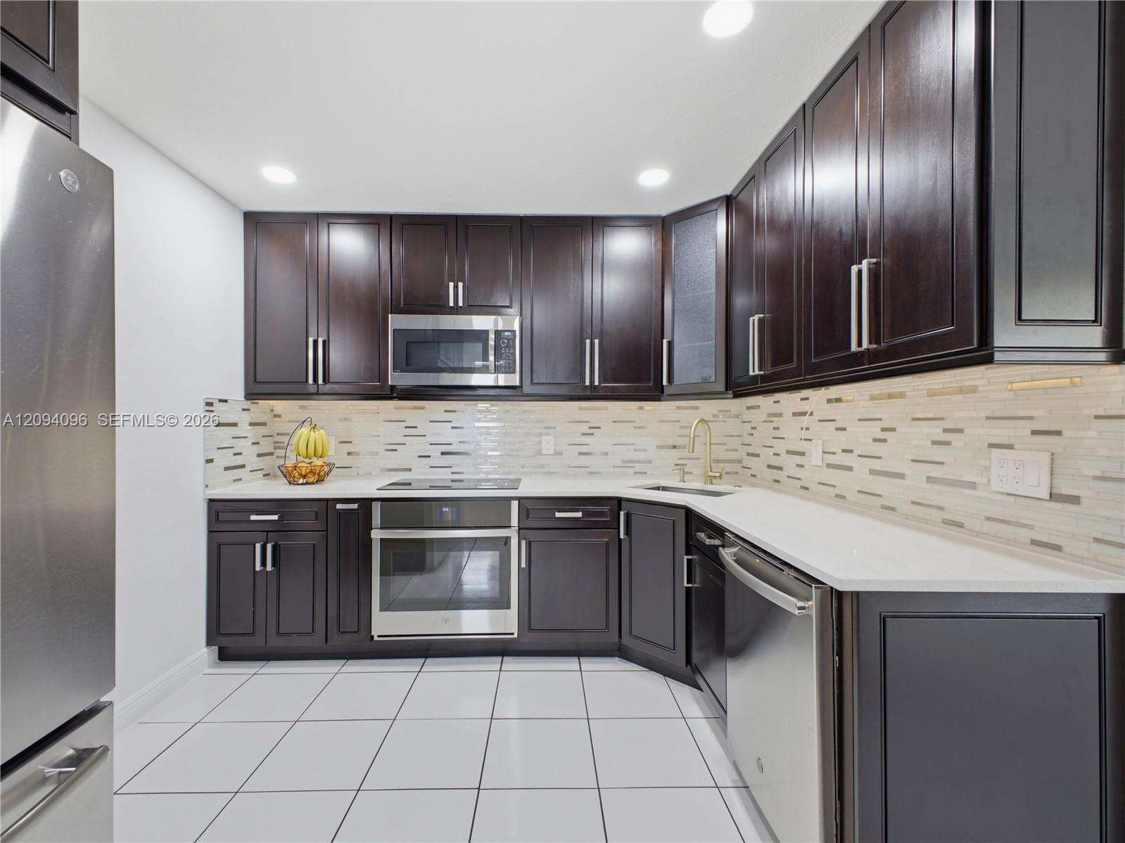 Hollywood, FL 33020 - For Sale photo 16