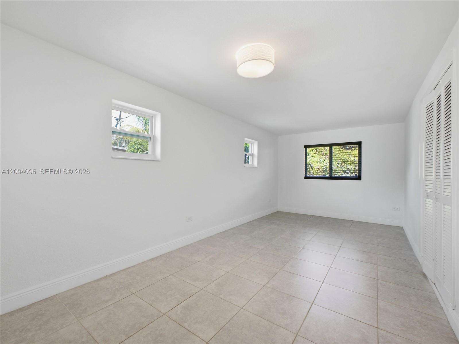 Hollywood, FL 33020 - For Sale photo 18