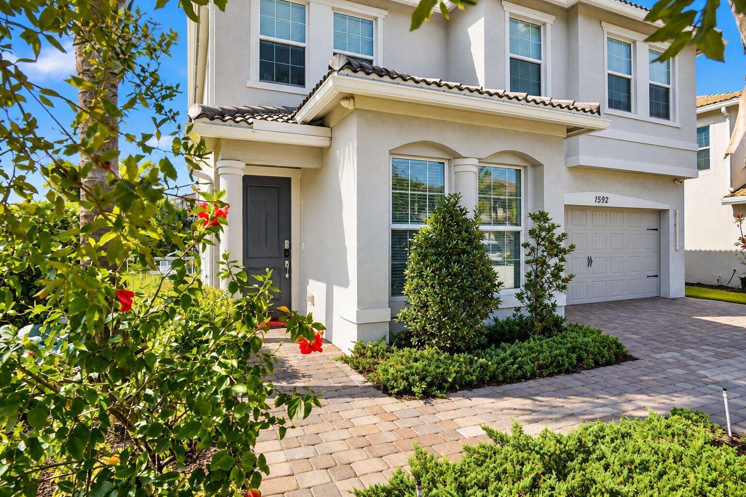 1592 Bursera, Hollywood, FL 33021 - For Sale photo 2