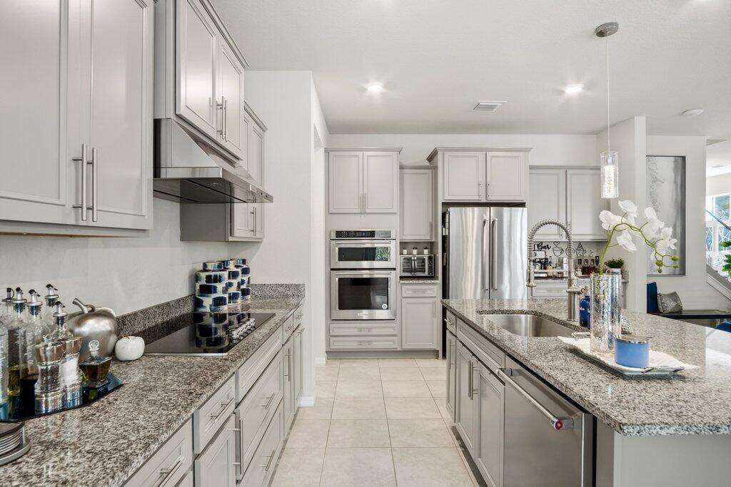 1592 Bursera, Hollywood, FL 33021 - For Sale photo 11