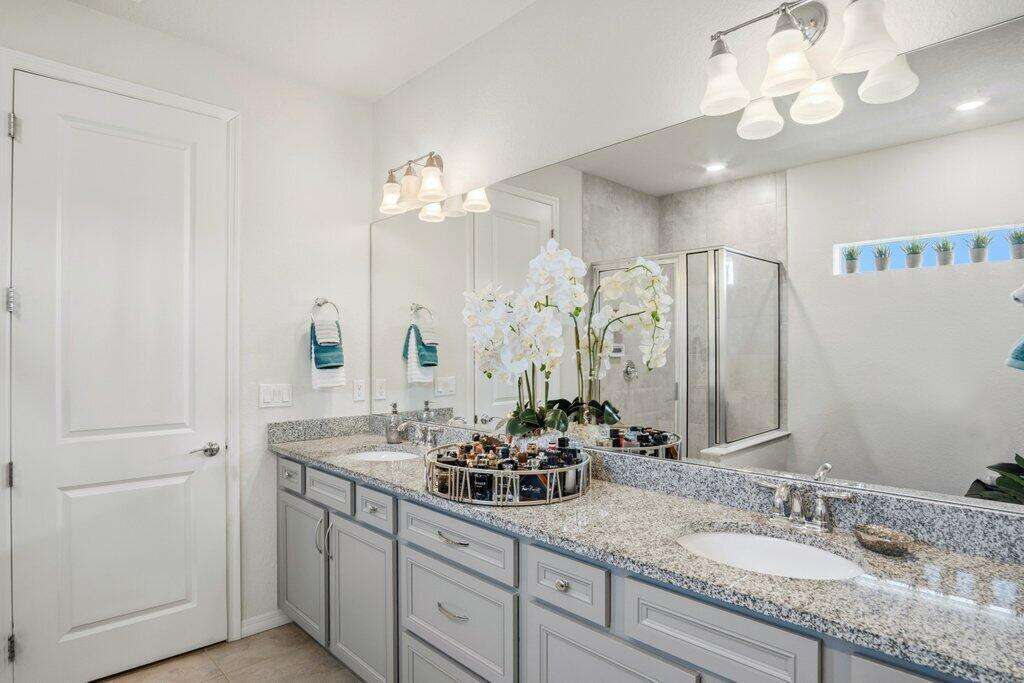 1592 Bursera, Hollywood, FL 33021 - For Sale photo 28