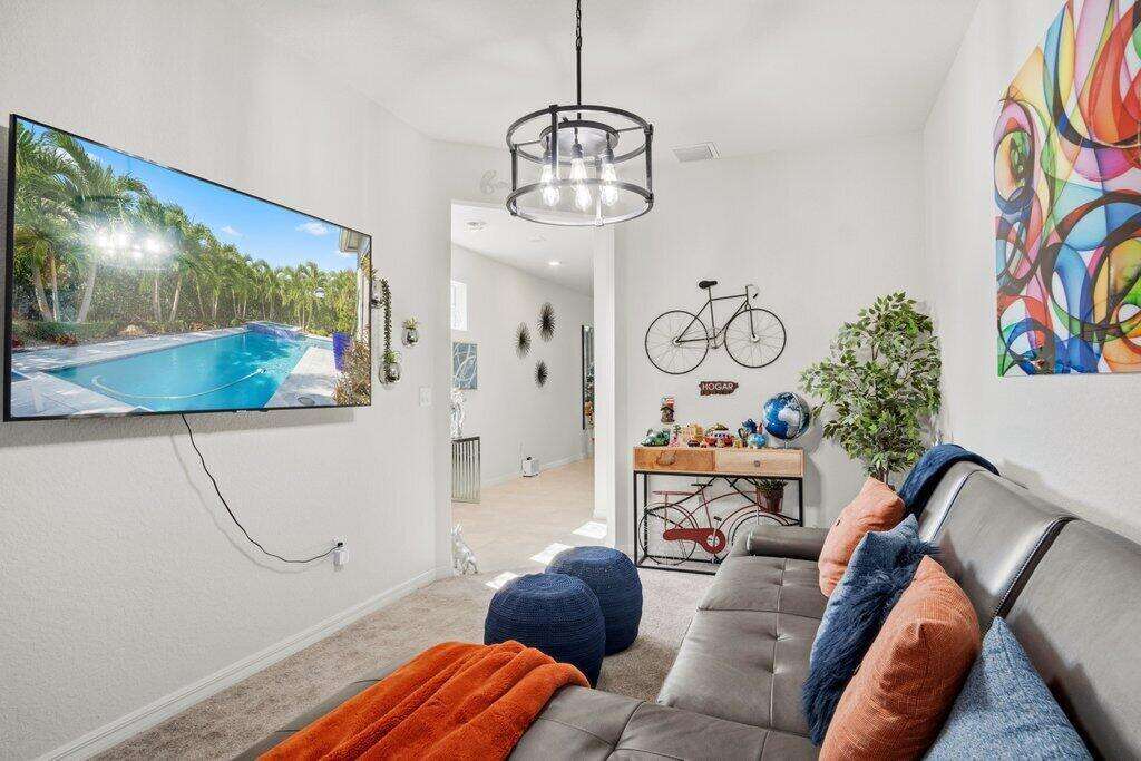 1592 Bursera, Hollywood, FL 33021 - For Sale photo 6