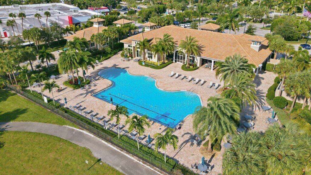 1592 Bursera, Hollywood, FL 33021 - For Sale photo 60