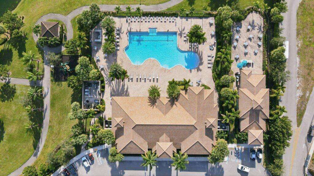 1592 Bursera, Hollywood, FL 33021 - For Sale photo 61