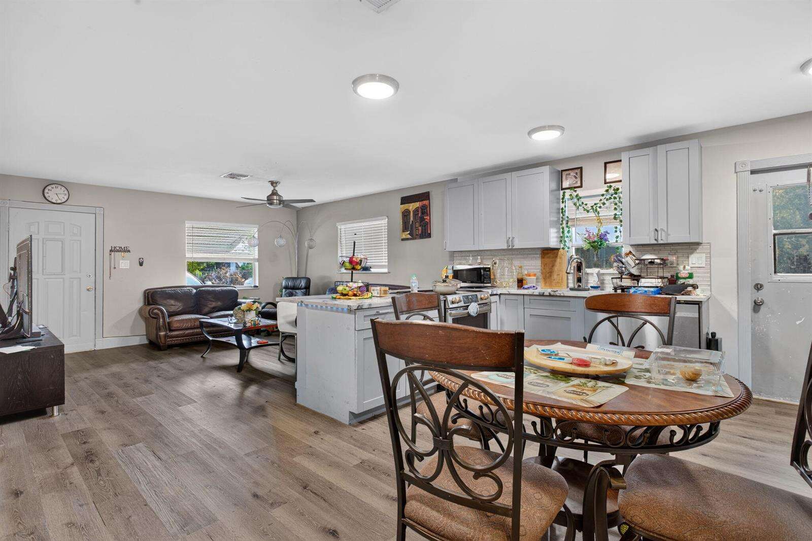5715 Garfield, Hollywood, FL 33021 - For Sale photo 19
