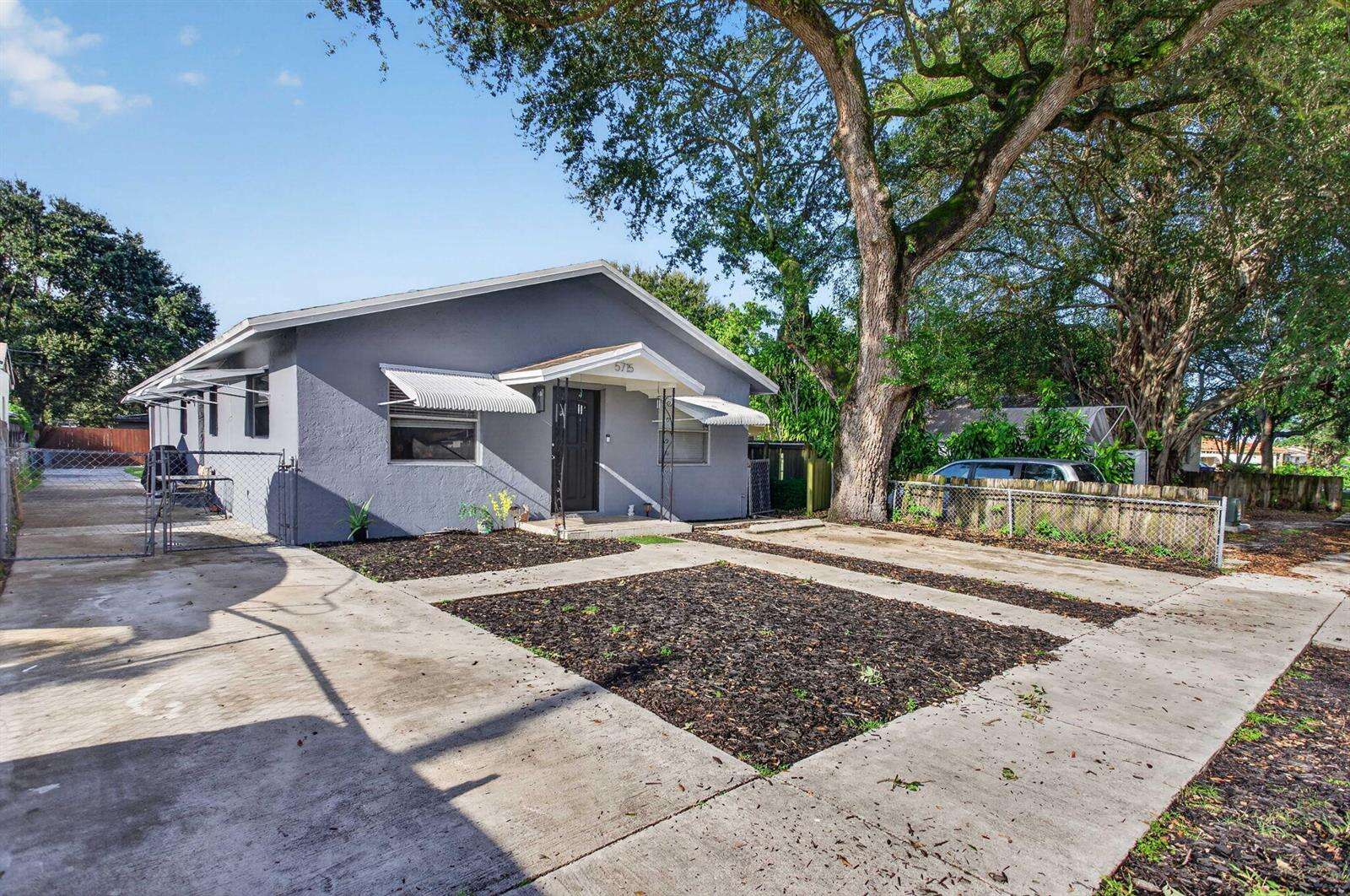 5715 Garfield, Hollywood, FL 33021 - For Sale photo 3