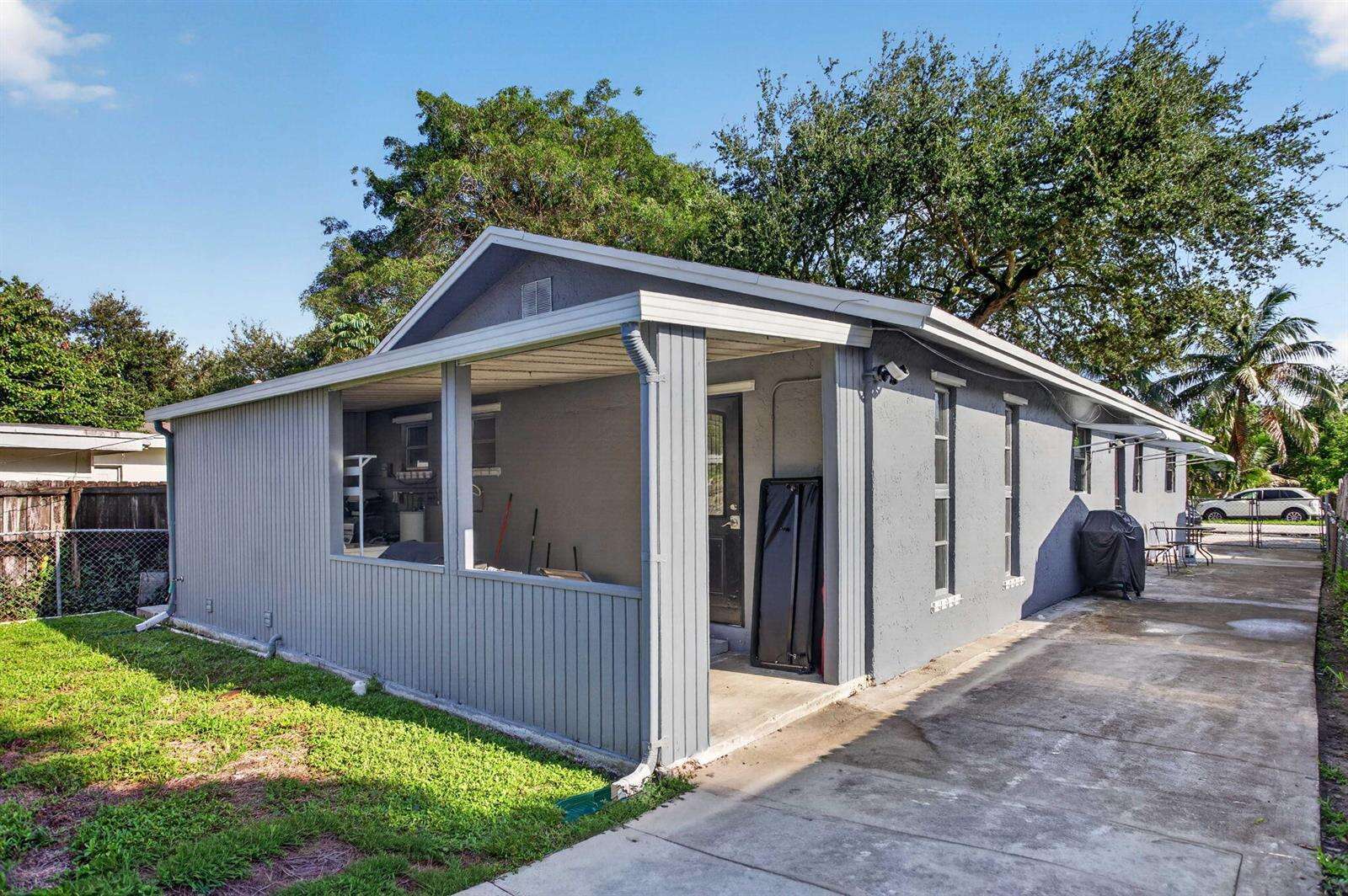 5715 Garfield, Hollywood, FL 33021 - For Sale photo 8