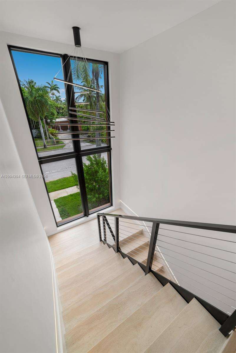 908 Tyler St, Hollywood, FL 33019 - For Sale photo 21
