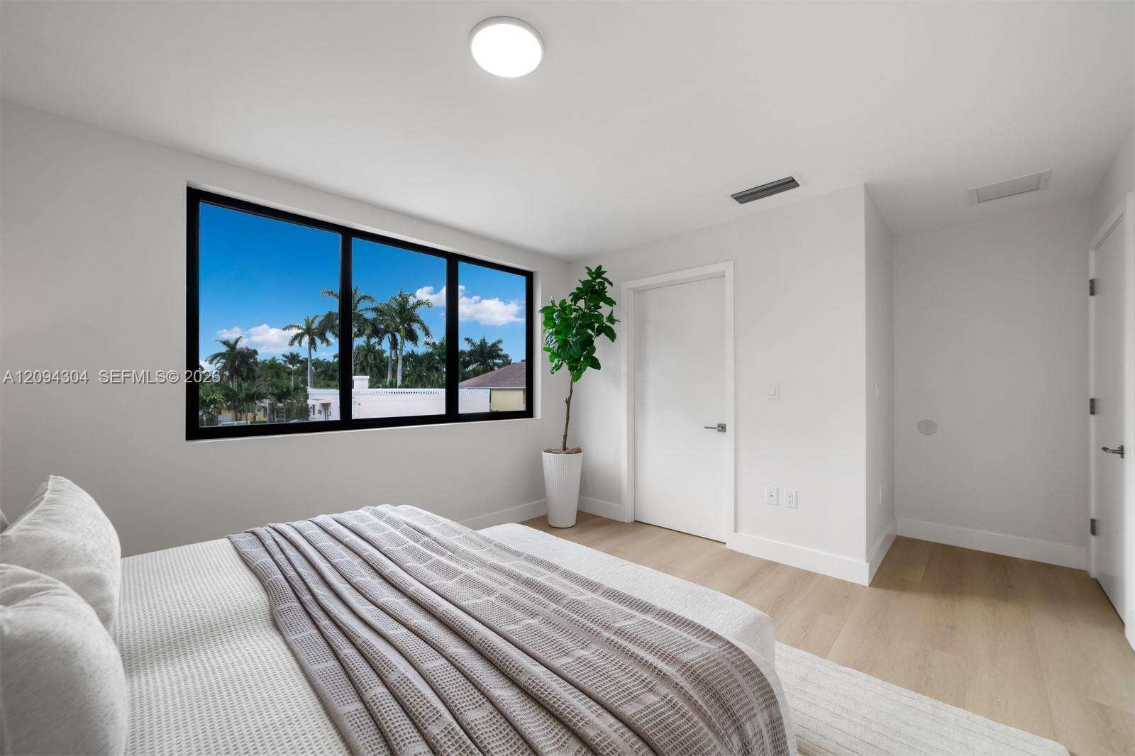 908 Tyler St, Hollywood, FL 33019 - For Sale photo 25