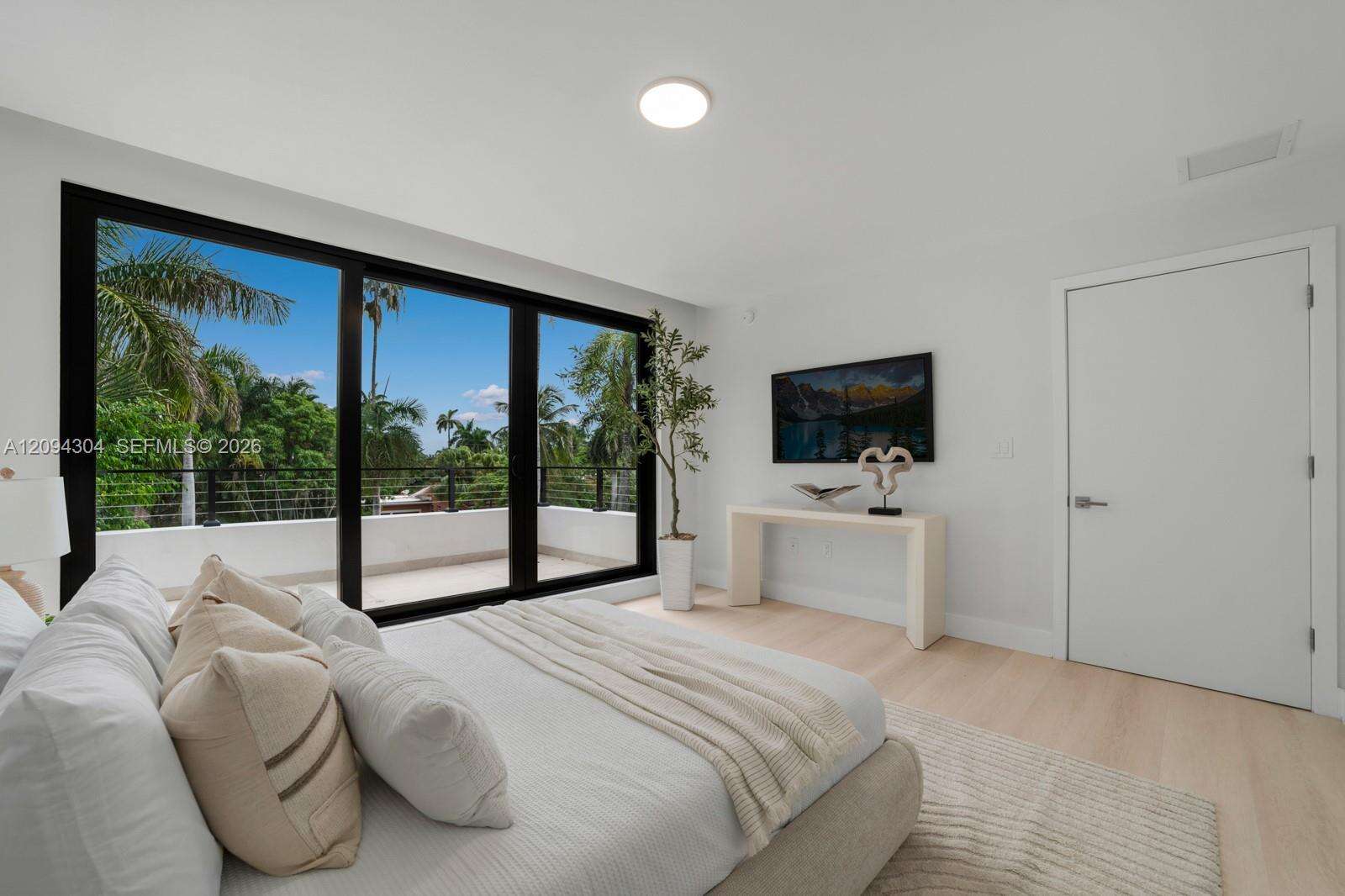 908 Tyler St, Hollywood, FL 33019 - For Sale photo 32