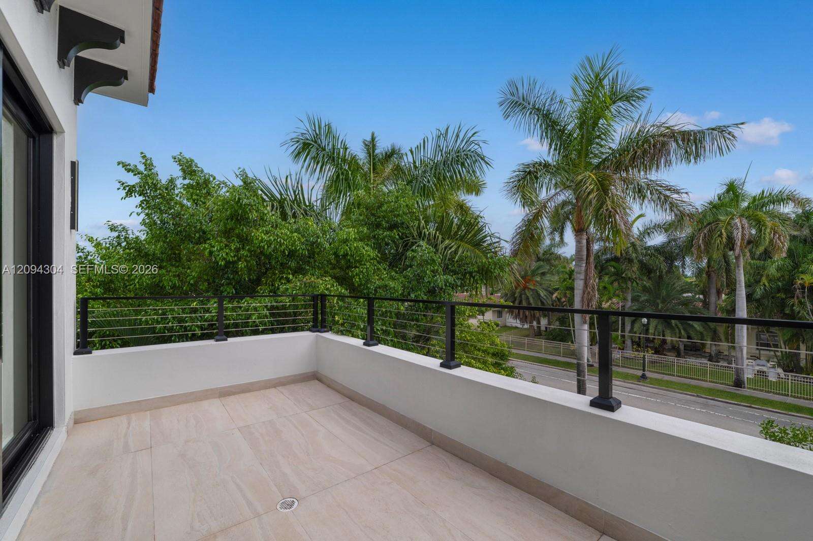 908 Tyler St, Hollywood, FL 33019 - For Sale photo 33
