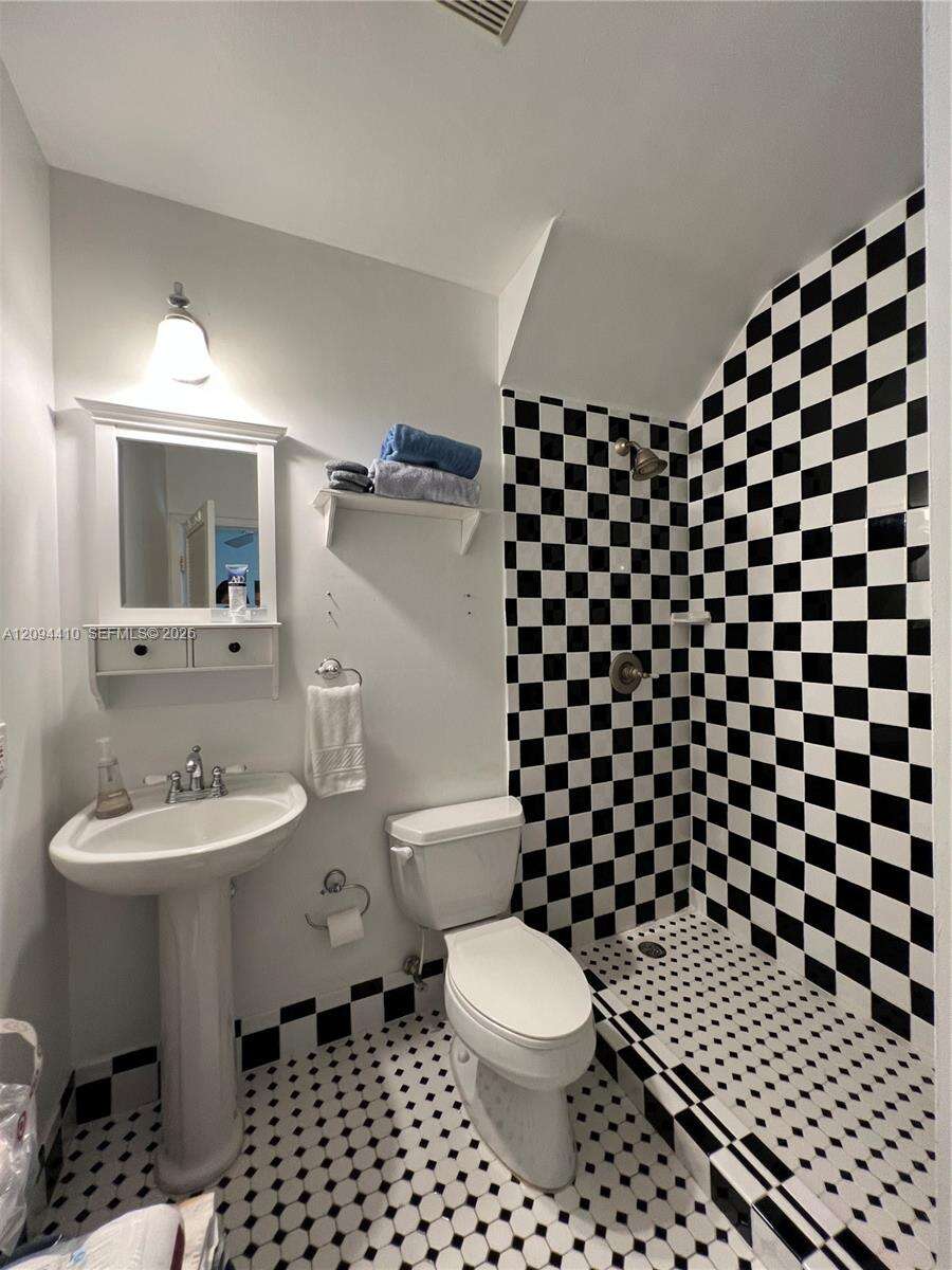 3158 Carter St, Miami, FL 33133 - For Sale photo 17