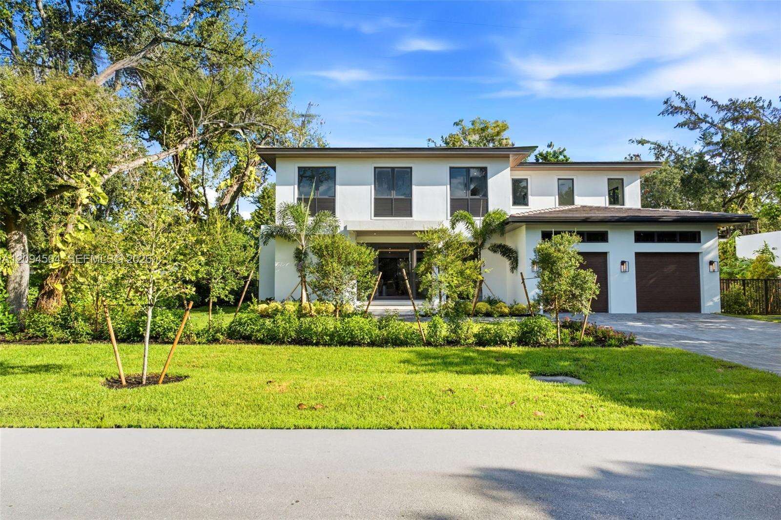 6255 69th St, South Miami, FL 33143 - For Sale photo 1