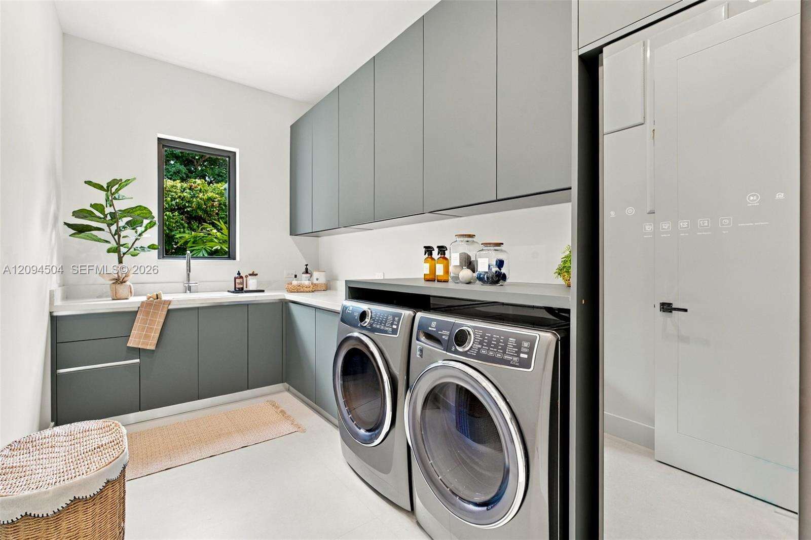 6255 69th St, South Miami, FL 33143 - For Sale photo 57