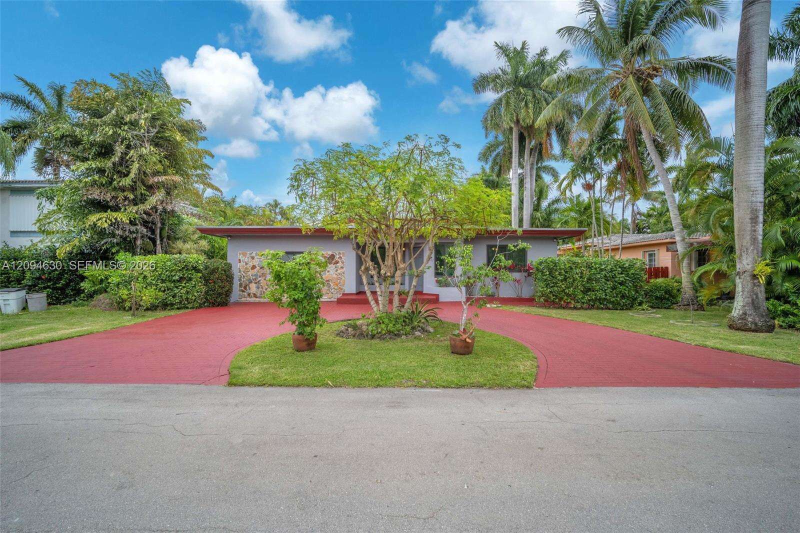 7701 Center Bay Dr, North Bay Village, FL 33141 - For Sale photo 3
