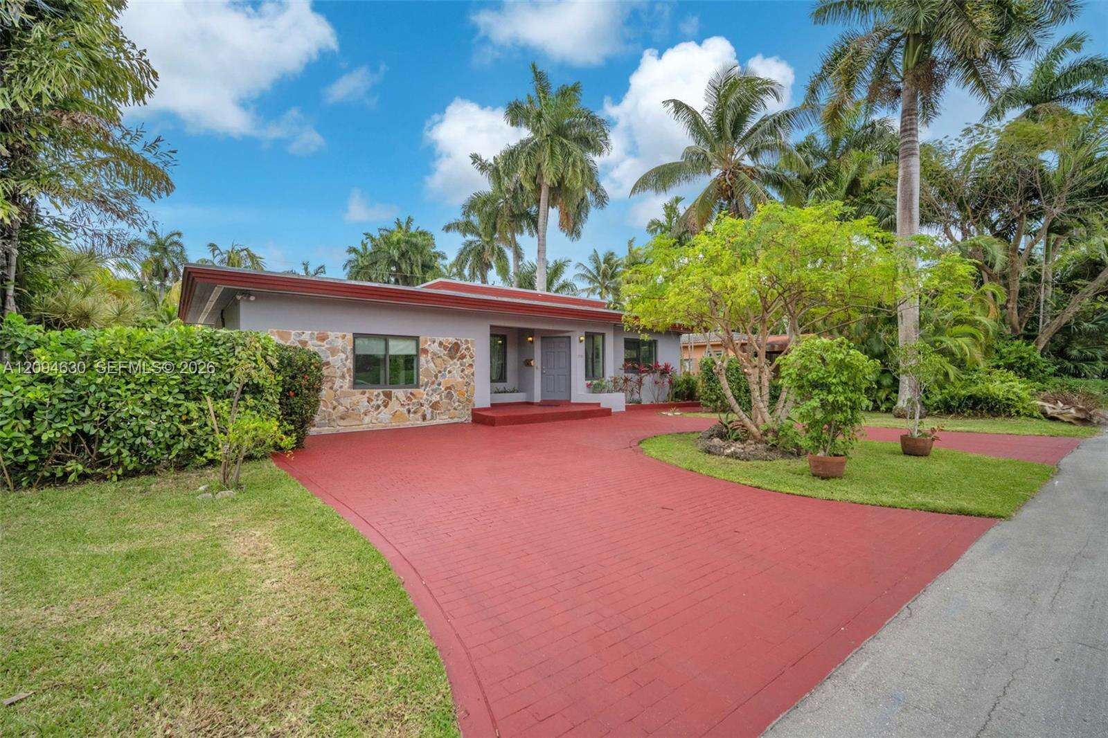 7701 Center Bay Dr, North Bay Village, FL 33141 - For Sale photo 4
