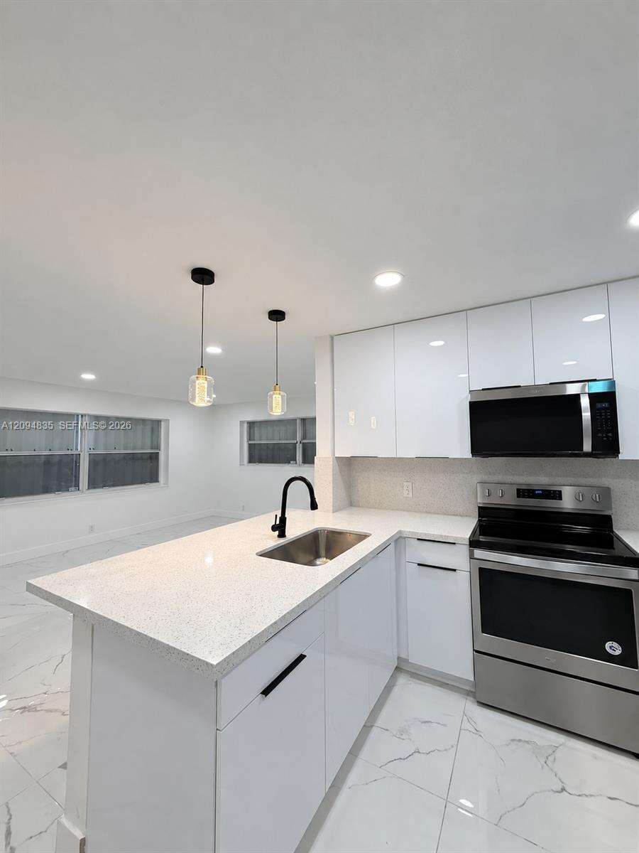 2610 Pierce St, Hollywood, FL 33020 - For Sale photo 5