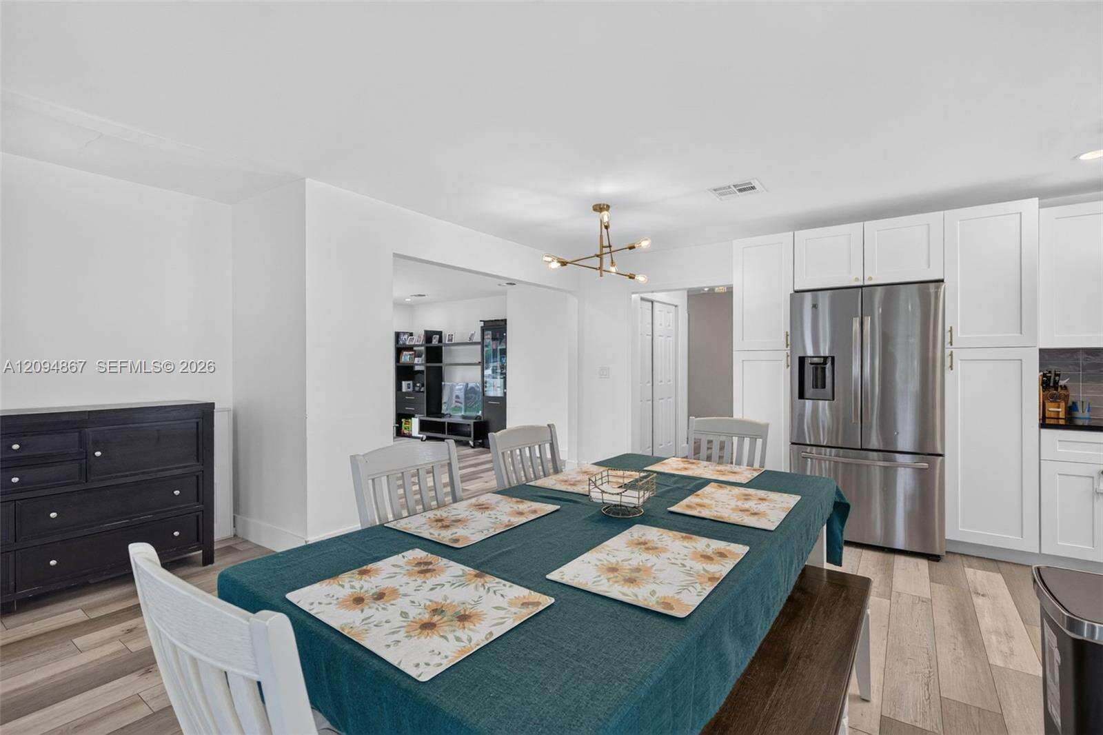 702 31st Ct, Hollywood, FL 33021 - For Sale photo 7
