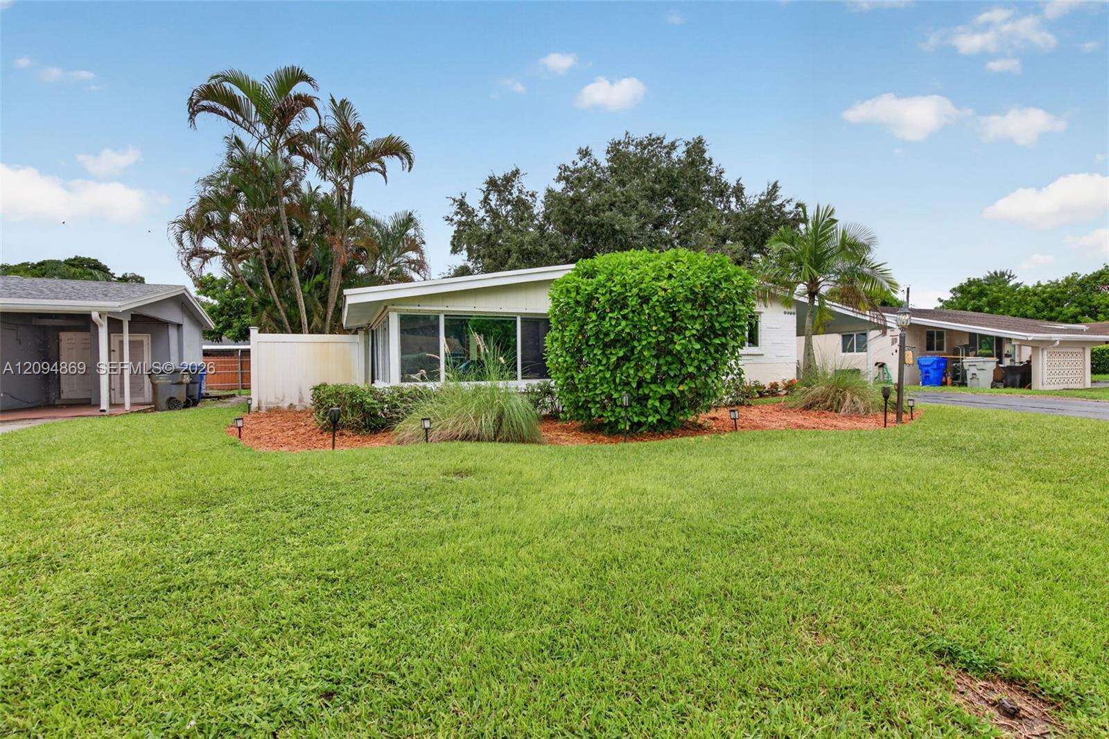 6520 Coolidge St, Hollywood, FL 33024 - For Sale photo 4