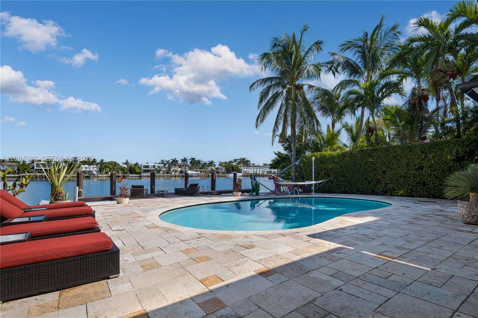 435 Shore Dr, Miami Beach, FL 33141 - For Sale photo 19
