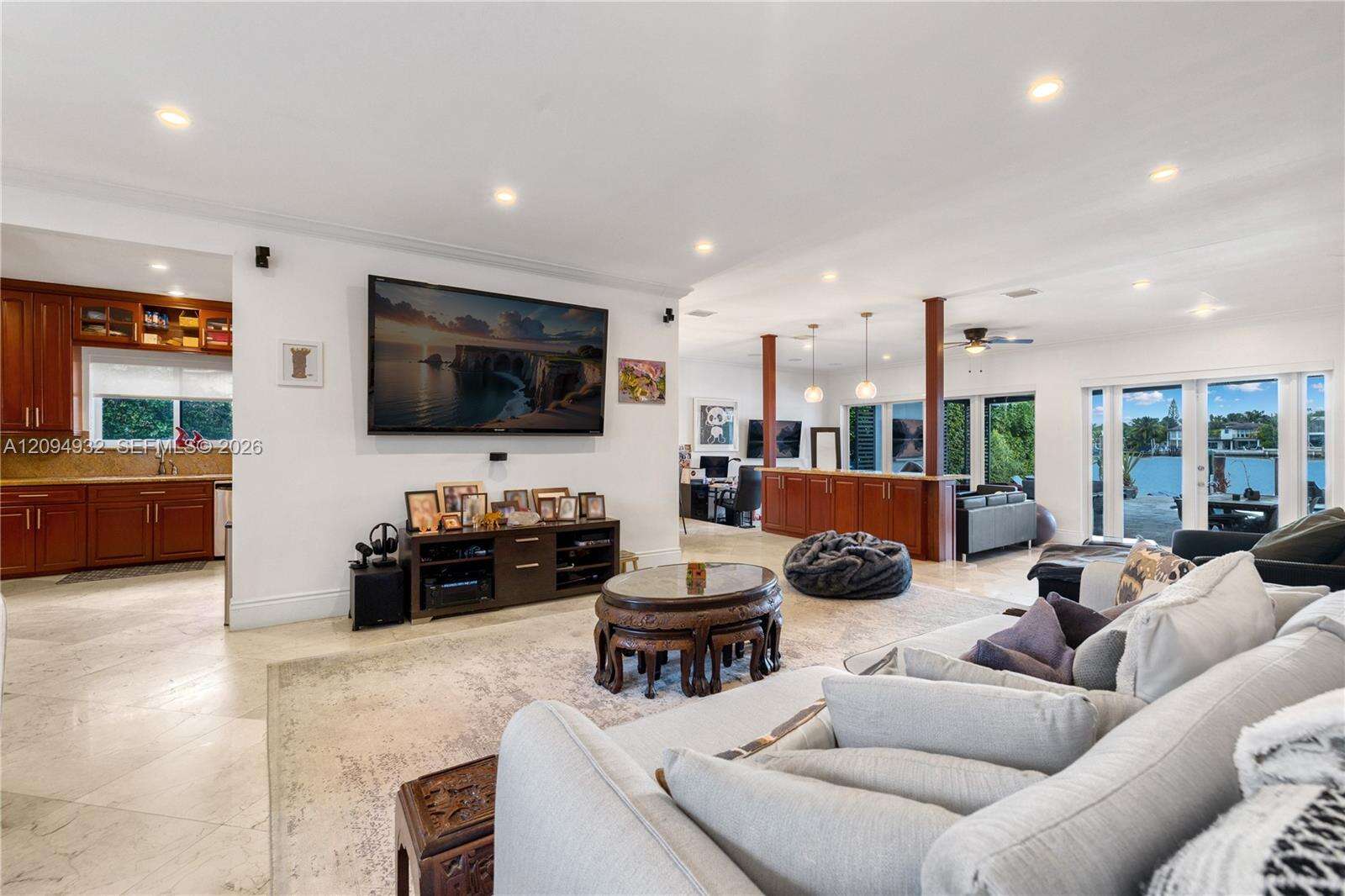 435 Shore Dr, Miami Beach, FL 33141 - For Sale photo 9