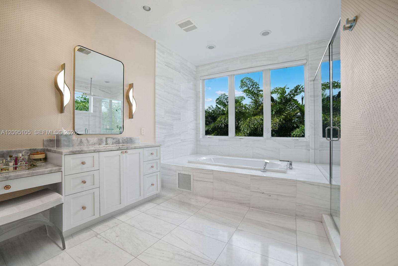 737 49th St, Miami Beach, FL 33140 - For Sale photo 8