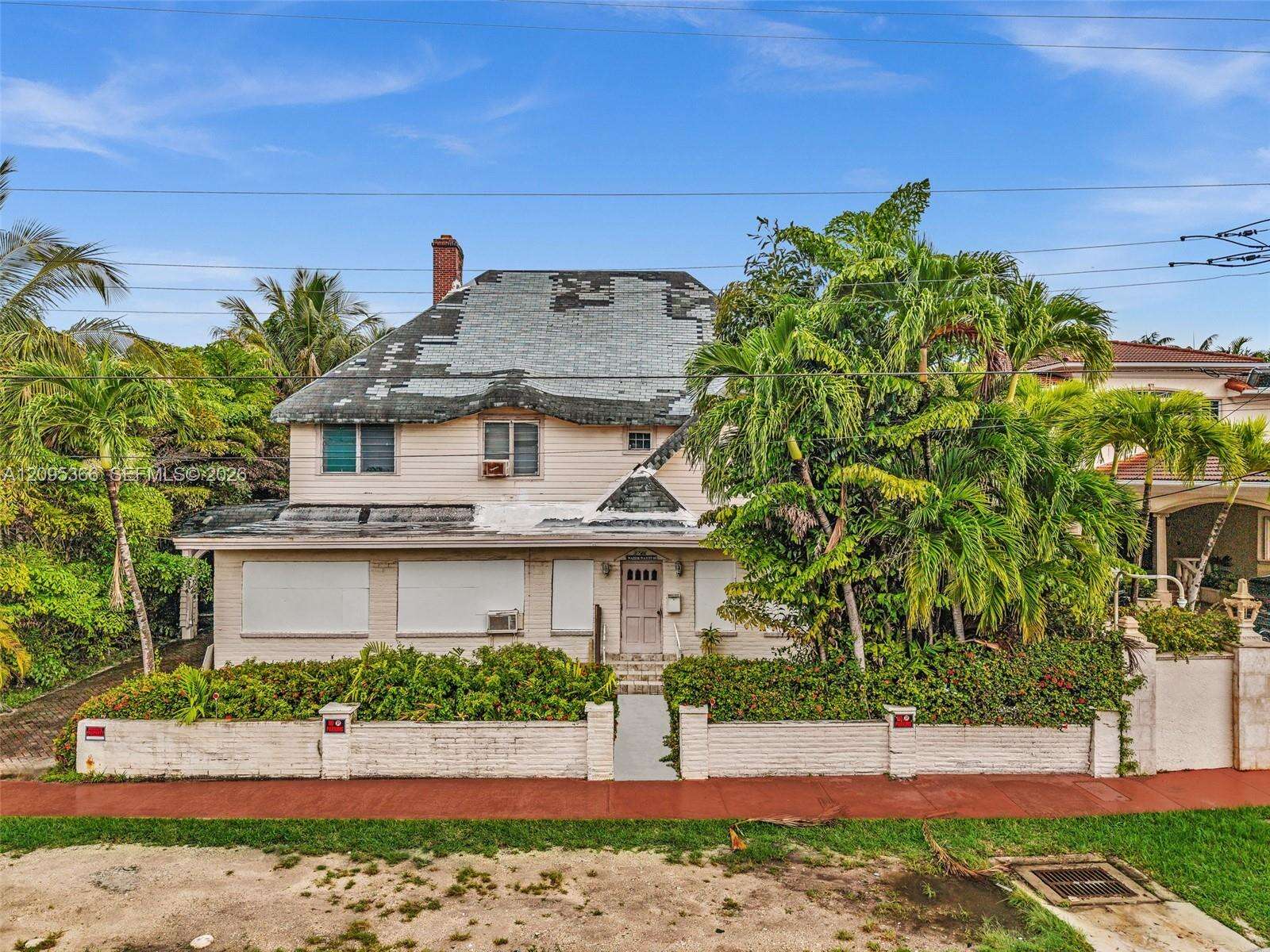 3746 Chase Ave, Miami Beach, FL 33140 - For Sale photo 2