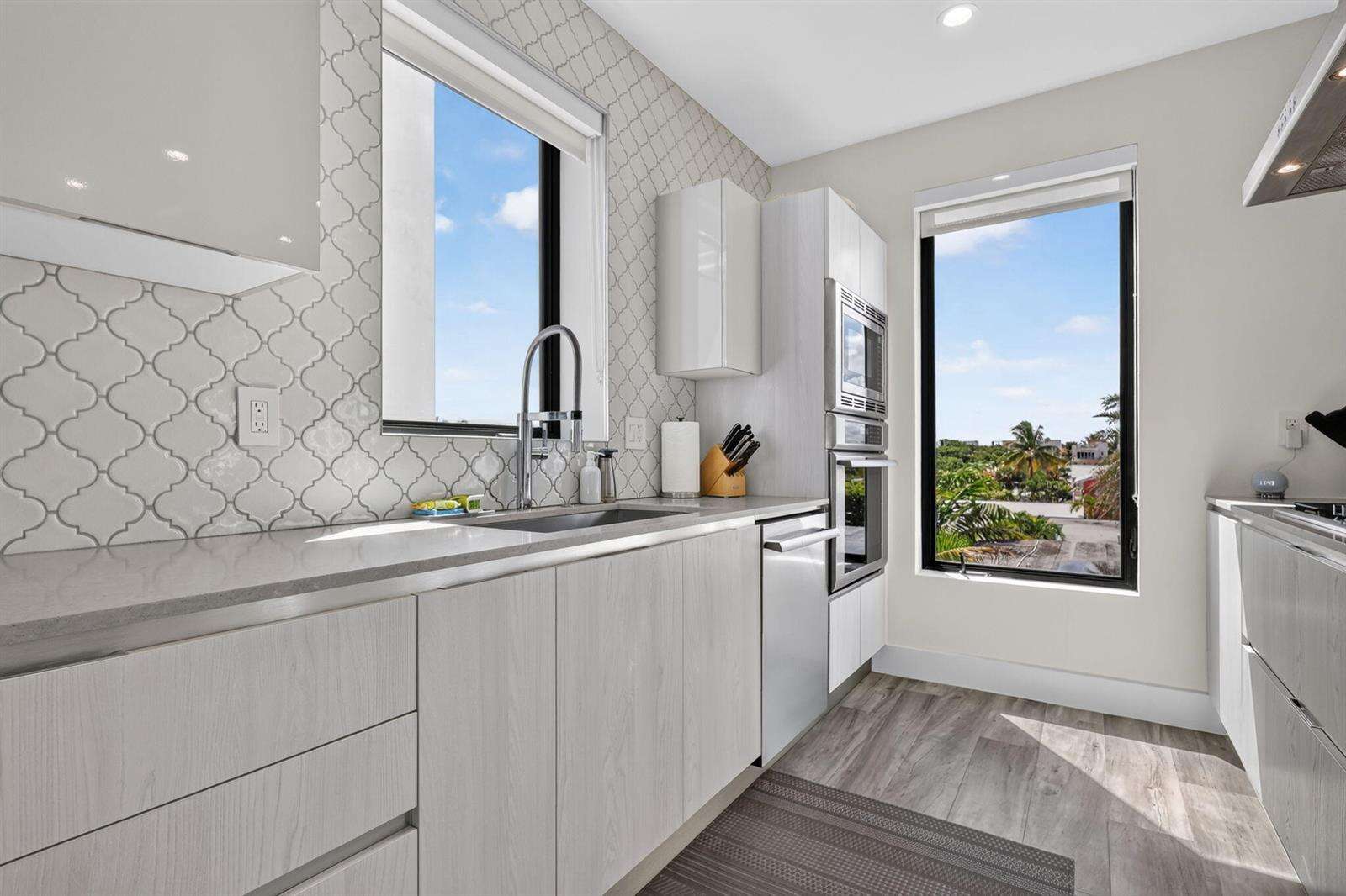 336 Balboa, Hollywood, FL 33019 - For Sale photo 35