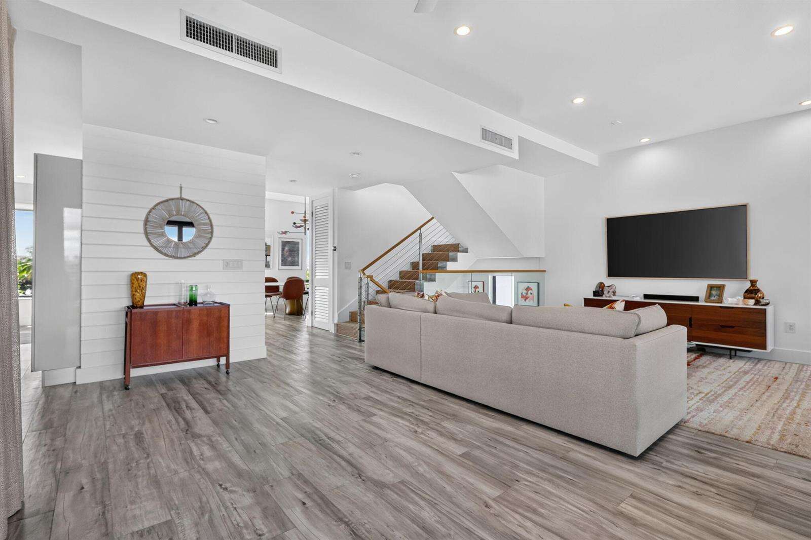336 Balboa, Hollywood, FL 33019 - For Sale photo 41