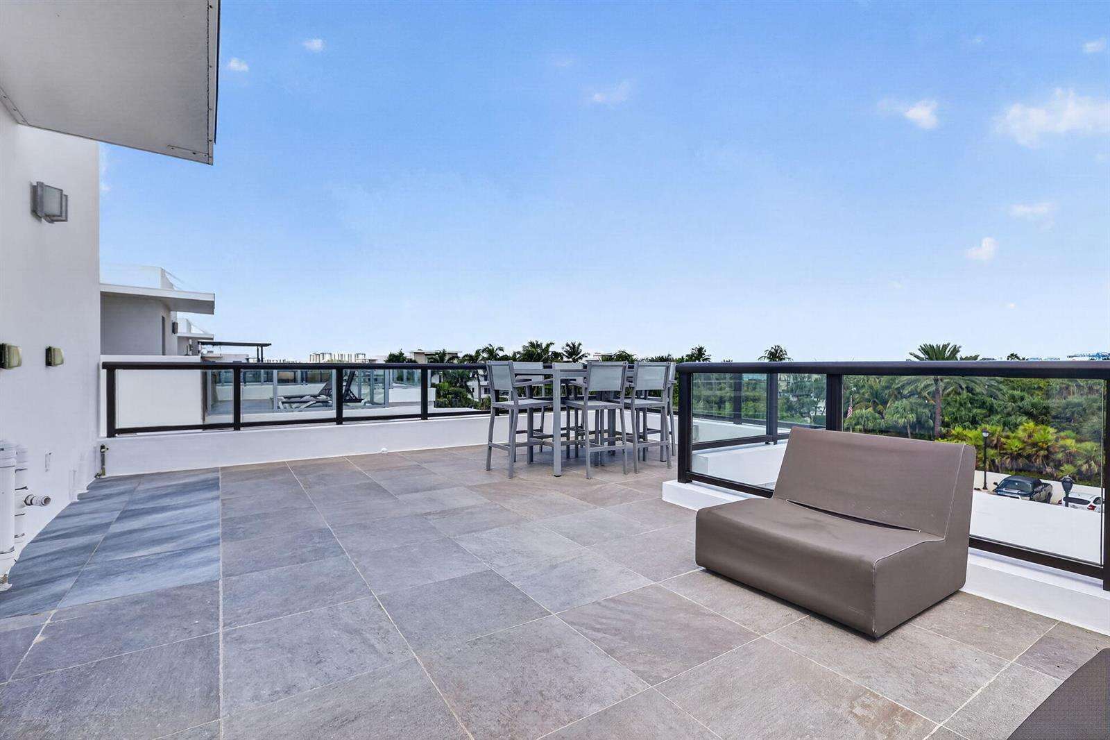 336 Balboa, Hollywood, FL 33019 - For Sale photo 53
