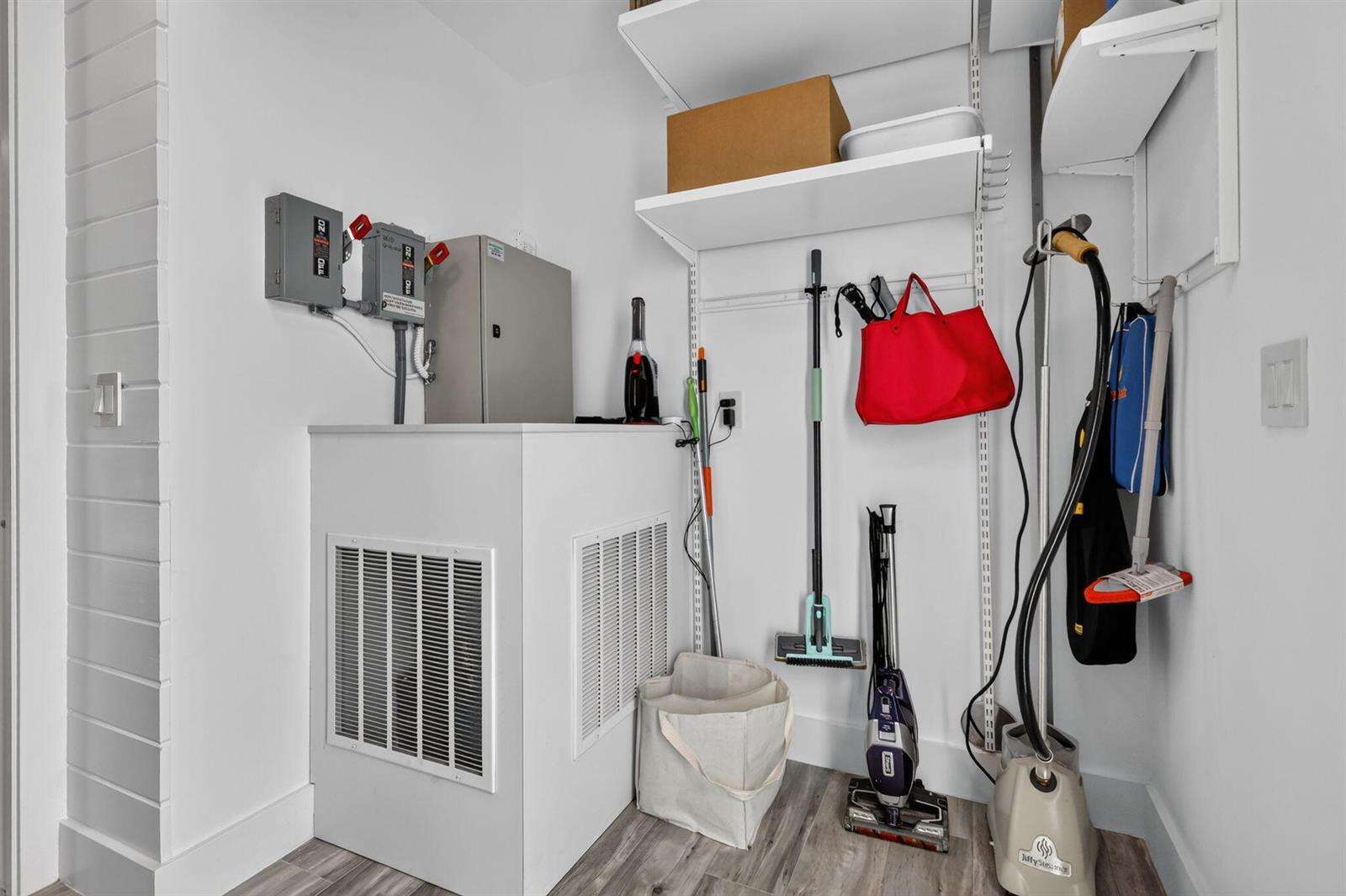 336 Balboa, Hollywood, FL 33019 - For Sale photo 62