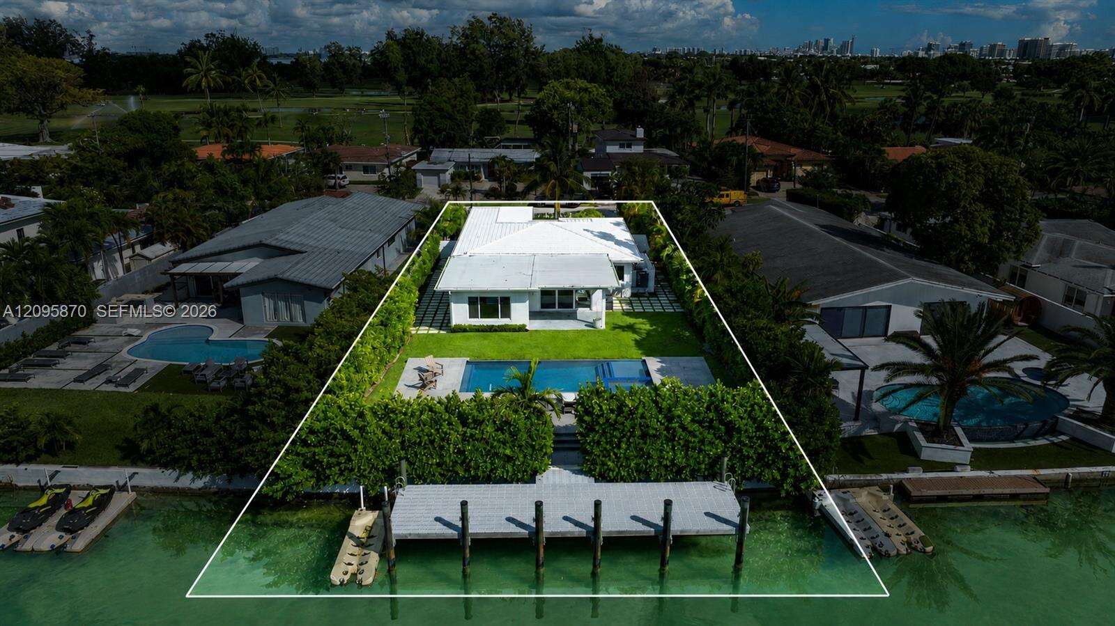 740 Shore Dr, Miami Beach, FL 33141 - For Sale photo 1
