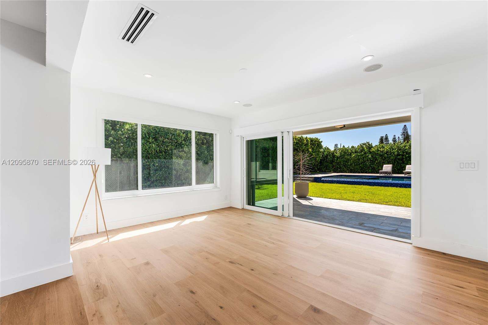 740 Shore Dr, Miami Beach, FL 33141 - For Sale photo 15