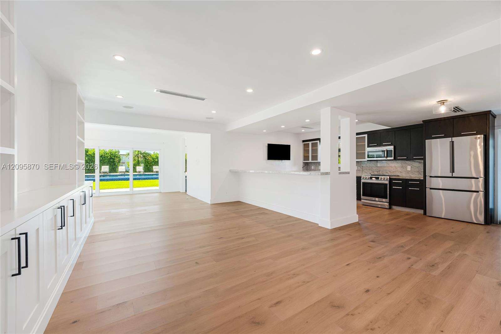 740 Shore Dr, Miami Beach, FL 33141 - For Sale photo 18