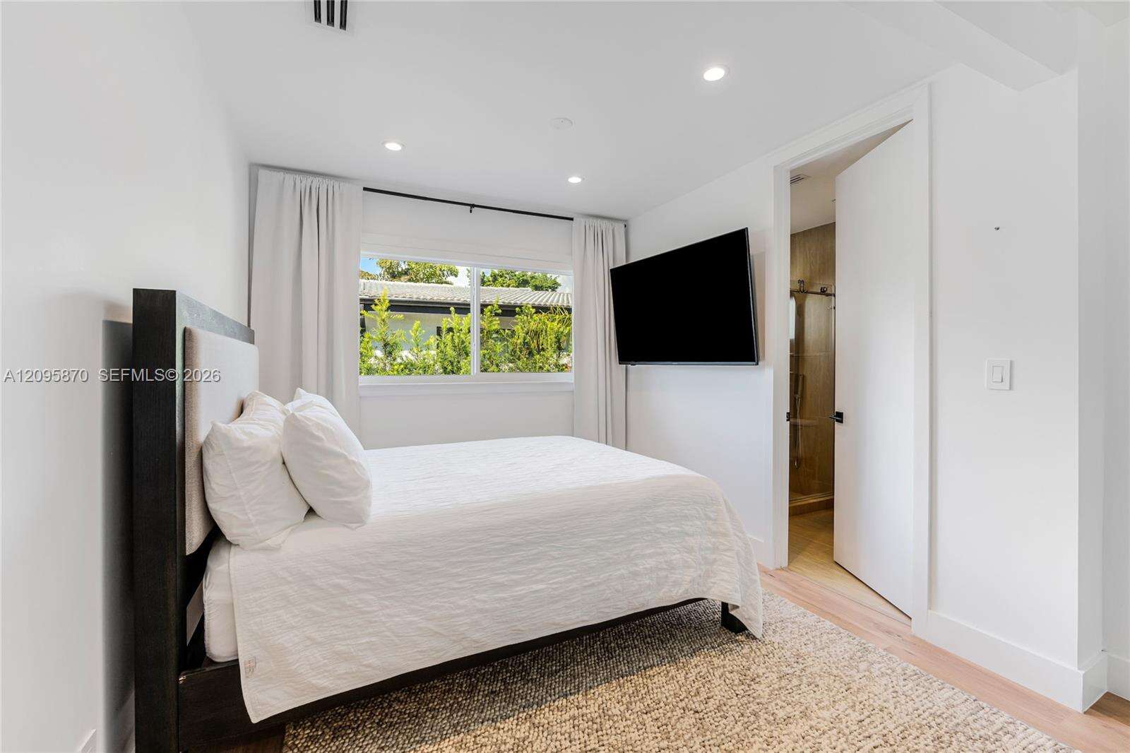 740 Shore Dr, Miami Beach, FL 33141 - For Sale photo 27
